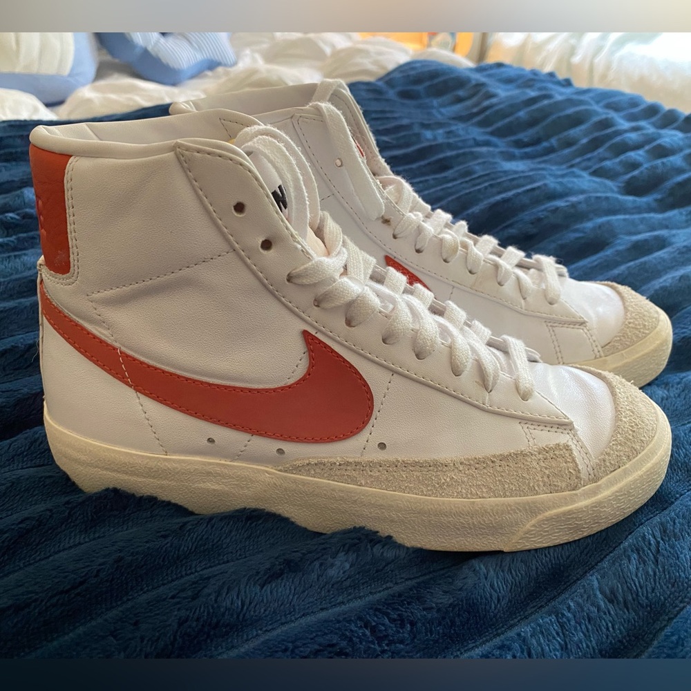 Nike Blazers Size 6.5